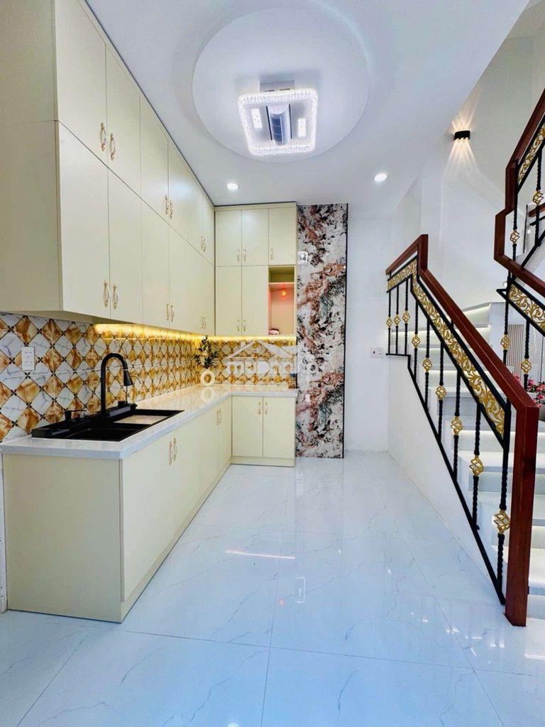 Bán nhà lô góc hxh 3 tầng , 3pn , siêu đẹp , full nội thất cao cấp  - 2