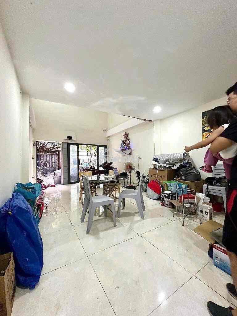 Bán mt nguyễn trường tộ 4.2m - 10m đúc 4 tấm nhà mới - 3