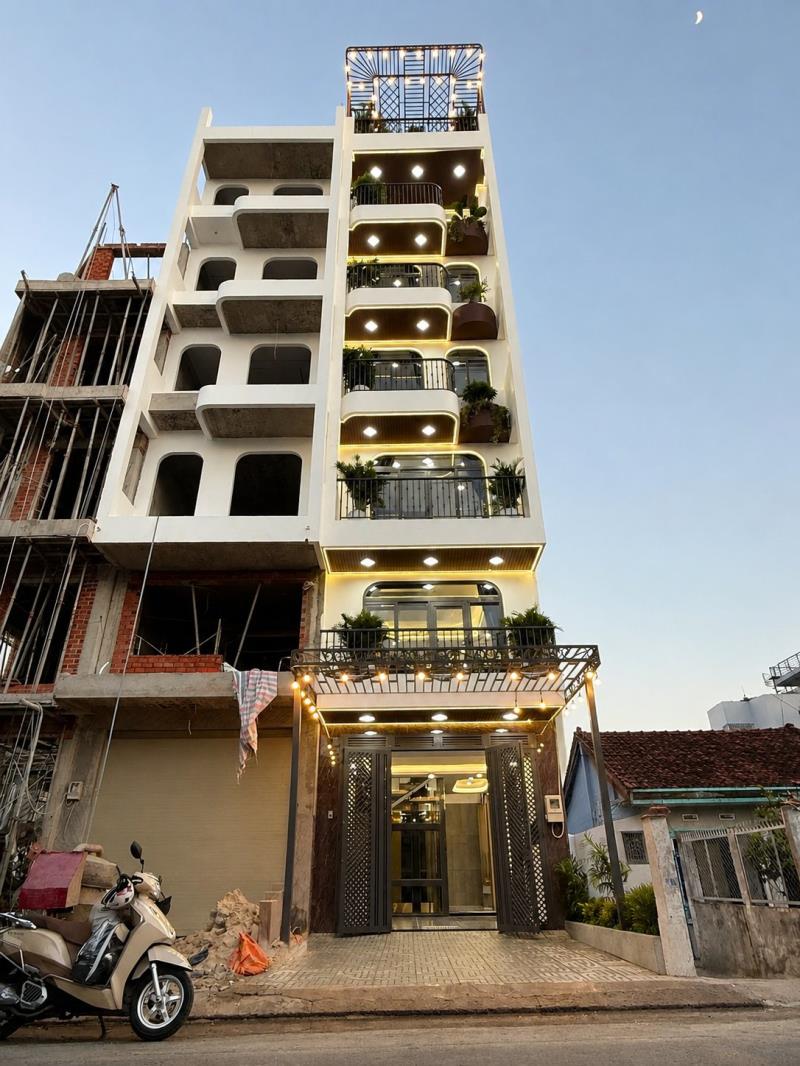 🌟 Nhà mặt tiền kinh doanh tân thới nhất, quận 12 – 7 tầng có thang máy – 65m² – giá 9.3 tỷ