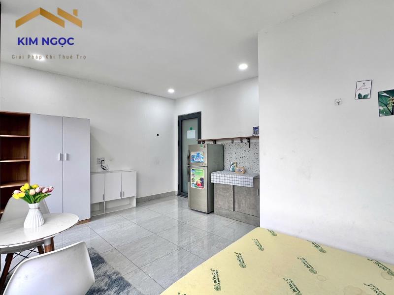 Căn hộ ban công full tiện nghi ngay trung tâm tân phú - trục vườn lài, luỹ bán bích - 0886748*** - 4