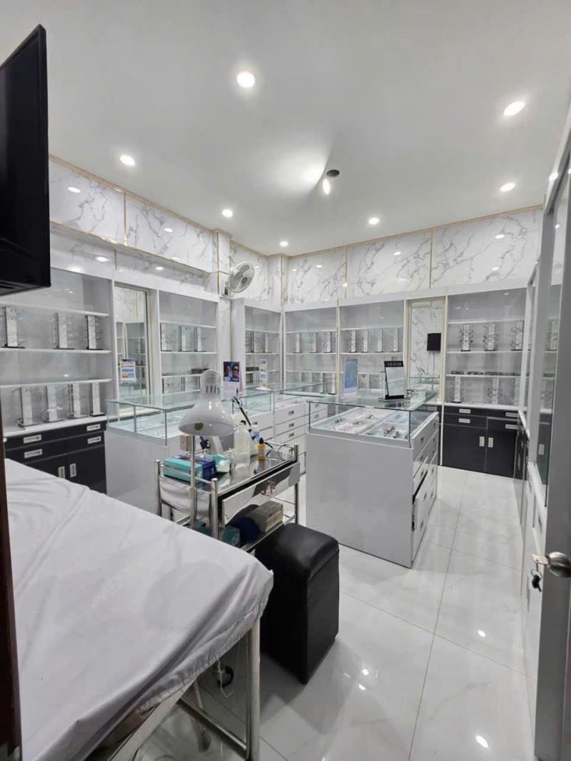 Ngay ngã 7 lý thái tổ - mt kinh doanh điện biên phủ -p.11- q.10 -dt: 94m2 – 26 tỷ 5 - 4