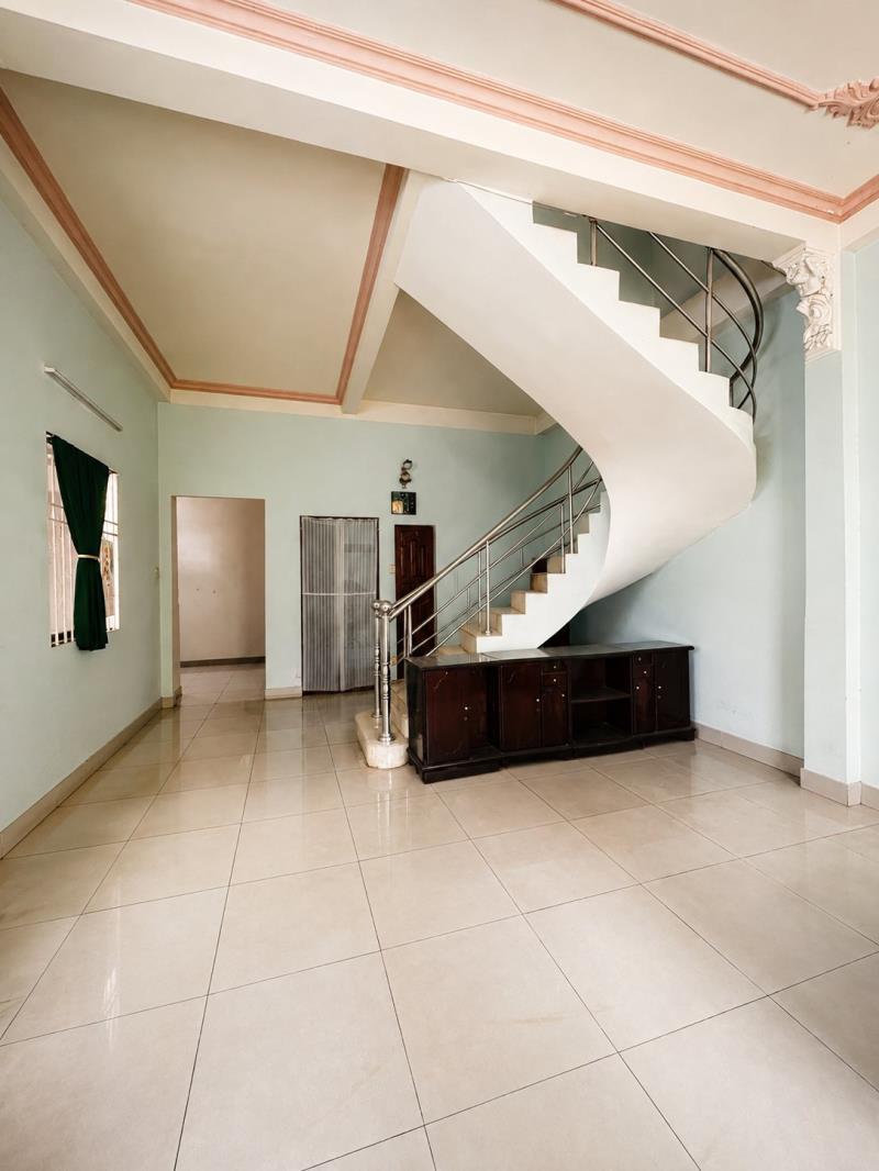 Bán nhà tân hưng q7, ngang 8m, 140m2, hẻm xe hơi tránh, sát mặt tiền, hiếm nhà bán, 13.5t thương lượng - 2