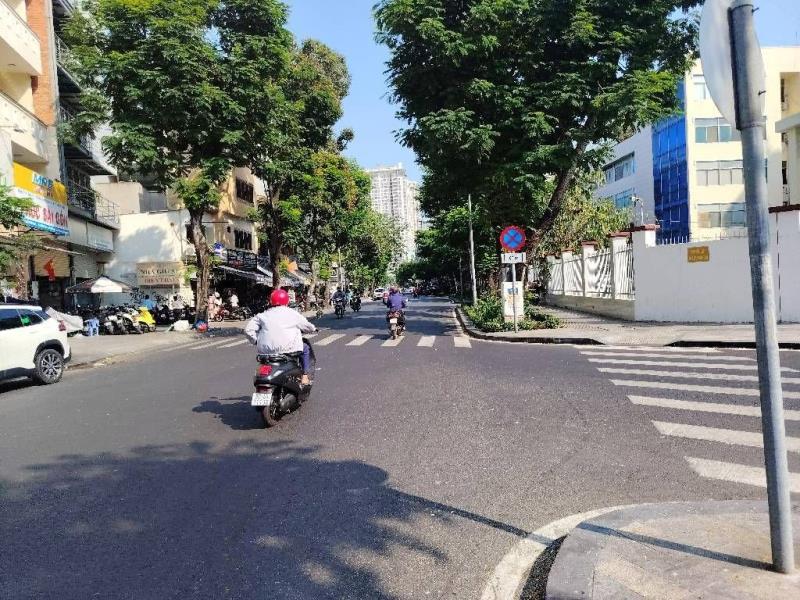 Trungtâm quận 1 – đường yersin - ngang khủng hơn 12m -diện tích thực tế 280m2 – 157 tỷ - 2