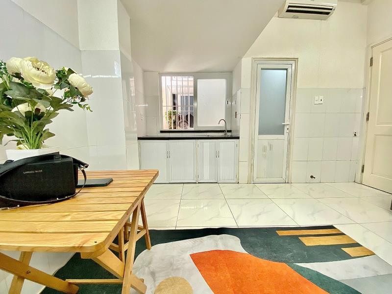 Gần uth, ftu2, uef, mỹ thuật - cho thuê phòng gác cao thoáng, cửa sổ lớn – bùi đình túy, bình thạnh - 2