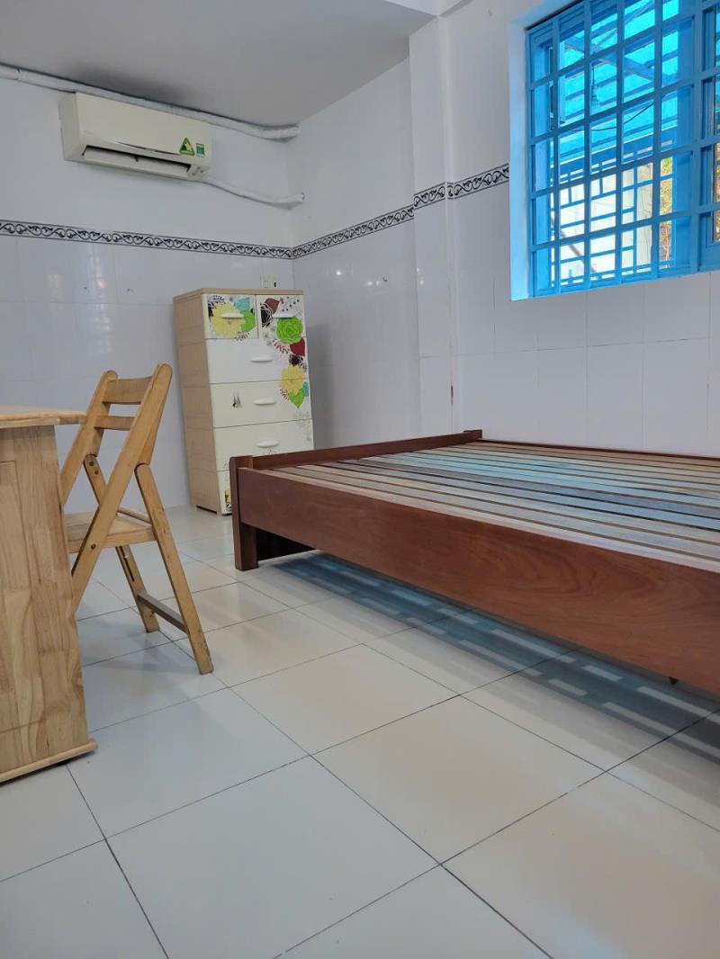 (Hết phòng) tầng trệt 2pn 7tr5 huỳnh tấn phát quận 7 - 2