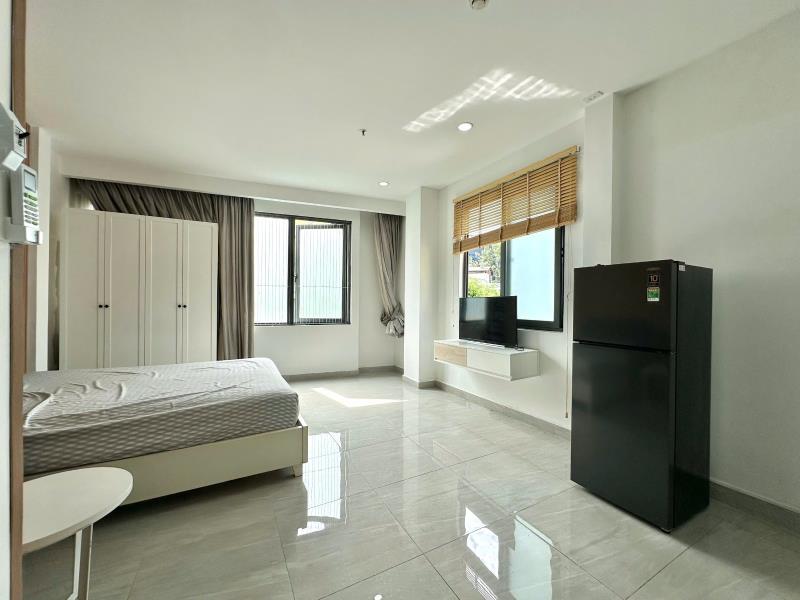 Thuê căn hộ dịch vụ studio nhất chi mai – gần etown cộng hòa full nội thất - 3