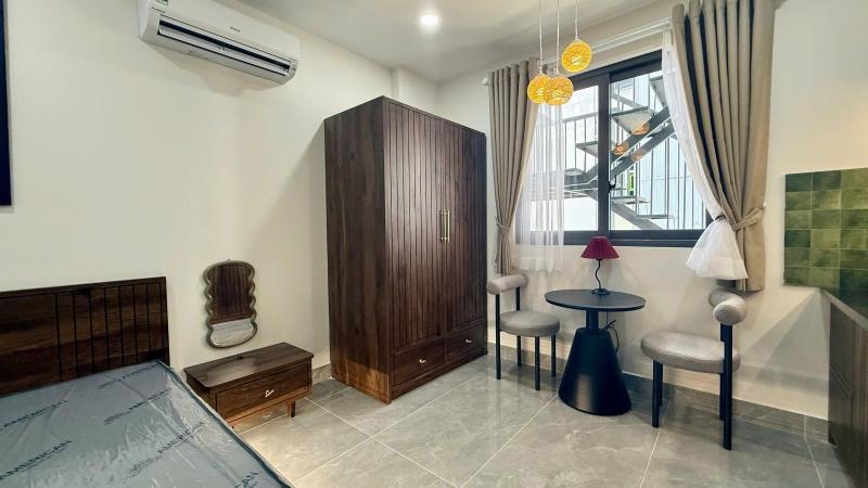 Full nội thất, thang máy, hầm xe, bacol, bảo vệ, ngay nơ trang long, qua q1,3,10 thuận tiện! - 2