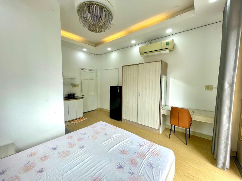 Full nội thất, bancol hướng ra sông sg, nơi để xe, gần công viên tần vu - 2