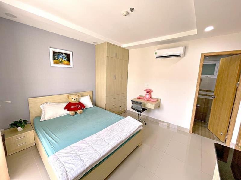 Phòng mới nội thất đầy đủ, cửa sổ thoáng gần ngay ueh cs n, ở được ngay - 2