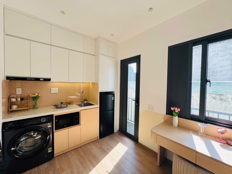 Cho thuê studio ban công 25m2 new 100% có thang máy ngay chợ bà chiểu - trường đại học văn lang - học viện cán bộ tphcm - 3