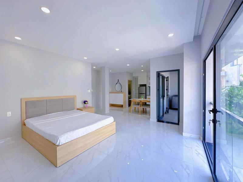 Cho thuê studio ban công 45m2 full nội thất ngay ngã tư hàng xanh - học viện cán bộ tphcm- chợ bà chiểu - 2