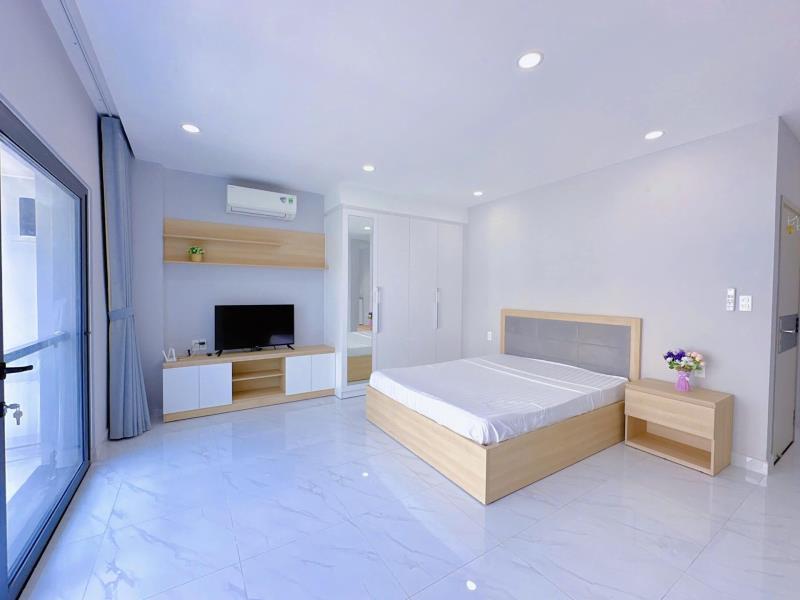 Cho thuê studio ban công 45m2 full nội thất ngay ngã tư hàng xanh - học viện cán bộ tphcm- chợ bà chiểu - 4
