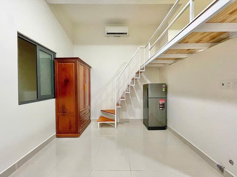 Gác lửng cửa sổ trời thoáng full nội thất bùi đình túy gần ngã tư hàng xanh gần đh gtvt, hutech  - 2
