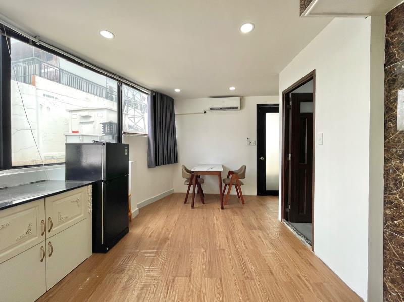 Cho thuê căn hộ tách bếp 65m2 cửa sổ thoáng sát q1 thuận tiện di chuyển an ninh cao - 3