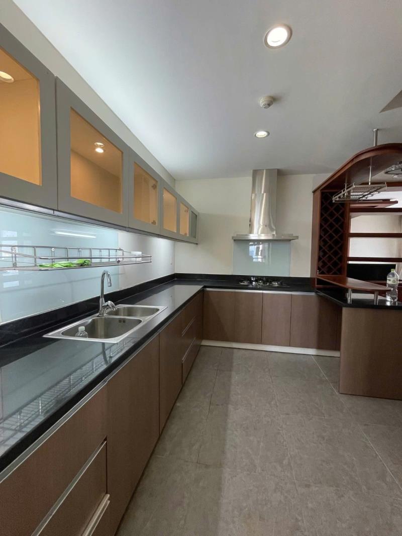 Chính chủ cho thuê căn góc the everrich 1, quận 11 - 161m² (3pn, 3wc) - full nội thất - lầu cao - 3