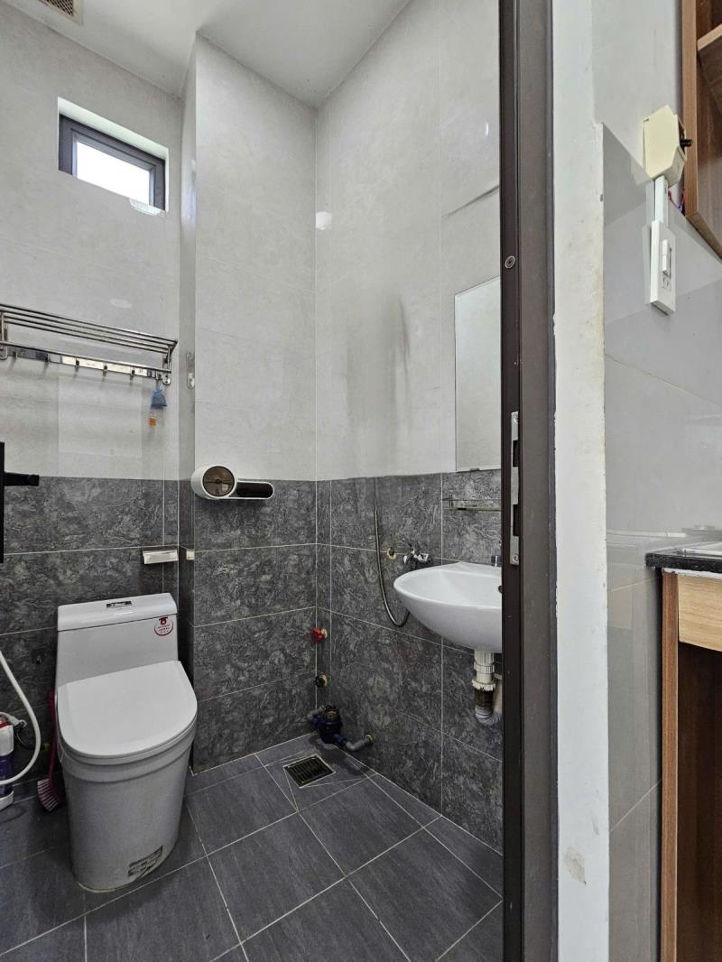 Chi thuê căn hộ dạng studio full nội thất bacol thoáng mát, có thang máy, bảo vệ 24/7 - 4
