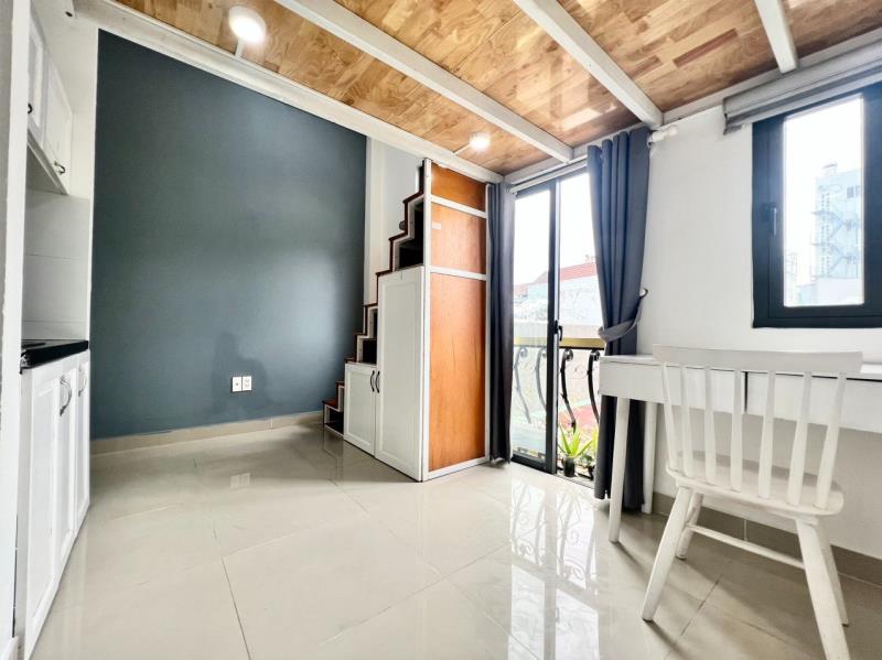 Gác lửng ban công thoáng gần đh văn hiến tân phú - 3