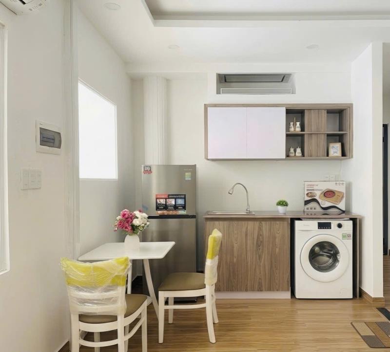 Thuê ngay căn hộ tách bếp ban công 45m2 rộng rãi sát q1 an ninh cao - 3