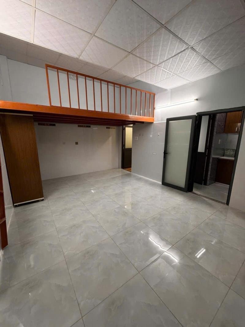 Cho thuê phòng gác cực rộng, ban công, tách bếp – điện biên phủ, bình thạnh gần uef, ftu2, uth - 2