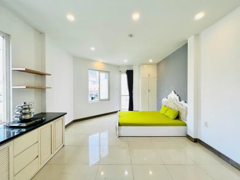 Studio bancon full tiện nghi tại đường d1 gần metro tân cảng, đh gtvt - 2