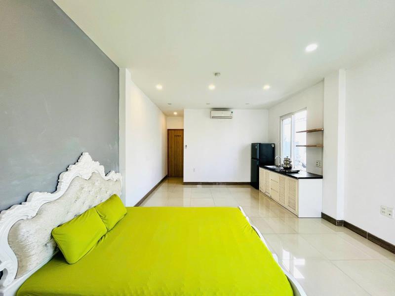 Studio bancon full tiện nghi tại đường d1 gần metro tân cảng, đh gtvt - 4