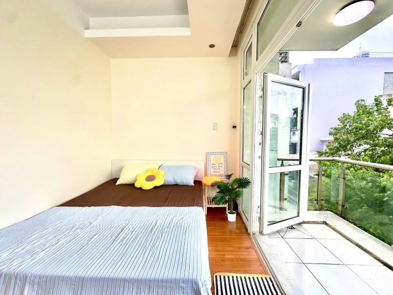 Cho thuê studio ban công 35m2 có máy giặt riêng ngay chợ bà chiểu - ngã tư phú nhuận - trường đại học văn lang - 4