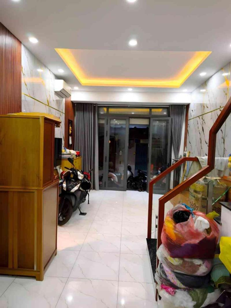 Nhà mới xây - trung tâm q.6 - bình tiên - dt:4*12m - 5 tầng - 7 tỷ 2 - 4