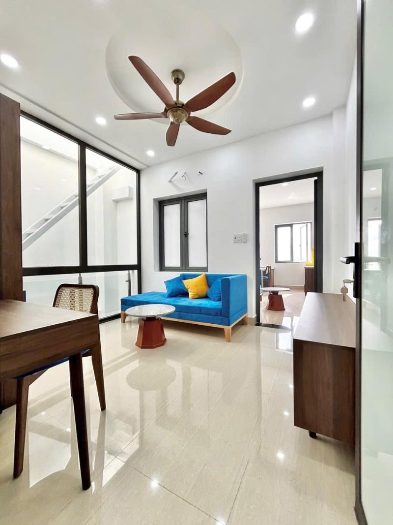 Cho thuê 1pn ban công 40m2 có máy giặt riêng ngay chợ bà chiểu - đại học văn lang - cầu bình lợi - 2