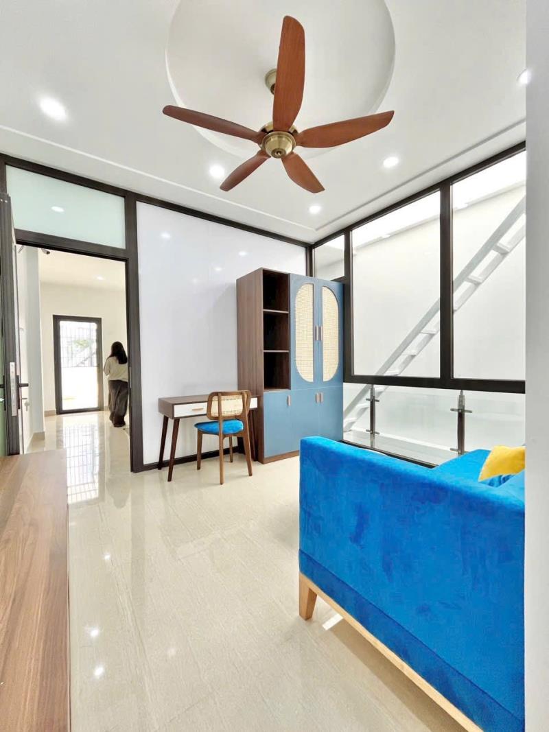 Cho thuê 1pn ban công 40m2 có máy giặt riêng ngay chợ bà chiểu - đại học văn lang - cầu bình lợi - 4