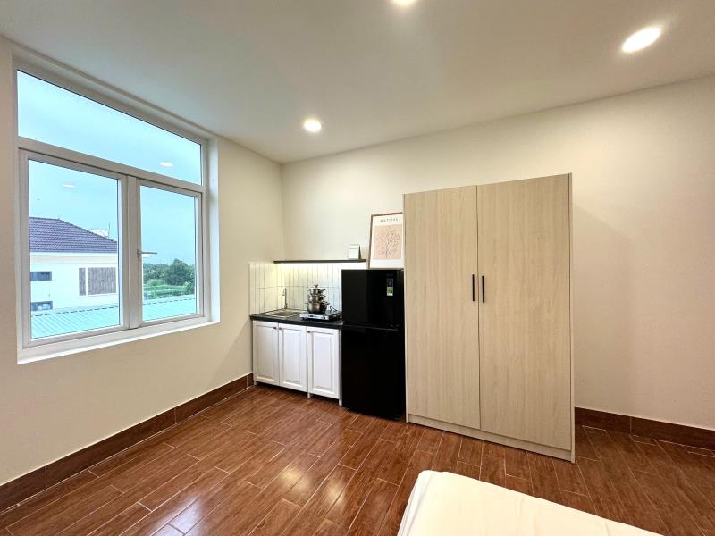 Phòng mới đầy đủ tiện nghi, cửa sổ thoáng mát gần ngay bx quận 8 - 3