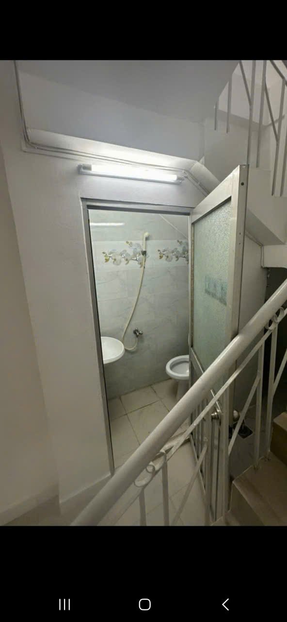 Bán nhà mặt tiền hẻm xe hơi 10m, nở hậu, đường lý chính thắng thông ra đường hai bà trưng, quận 3, 1 trệt 4 lầu - 2