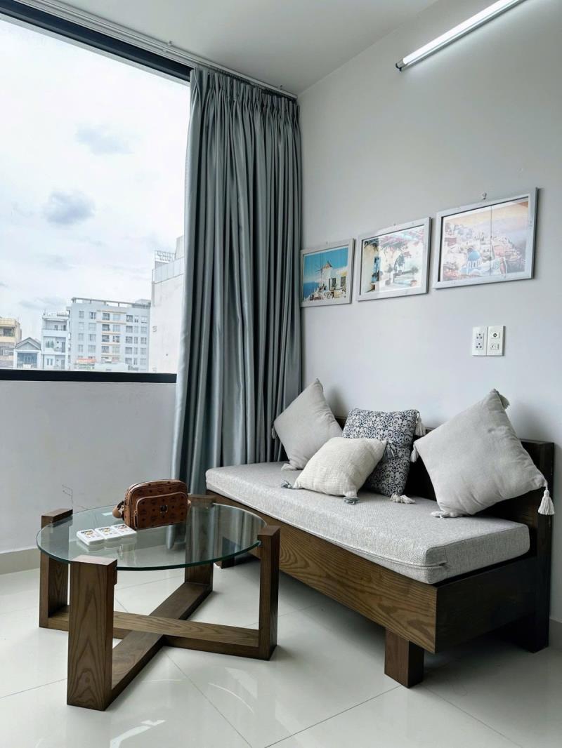 Cho thuê căn hộ 2pn rộng 70m2 máy giặt riêng ngay cầu công lý - ngã tư phú nhuận - công viên hoàng văn thụ - 4