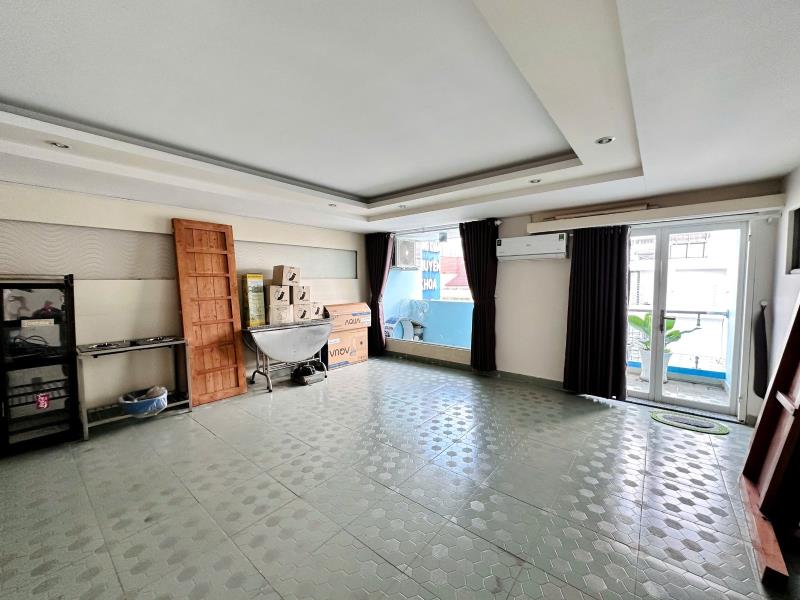 Studio ban công riêng, diện tích cực rộng 35m2 giá rẻ chỉ 4tr5 ngay phú mỹ hưng quận 7 ntcb. hình thật 100% - 3