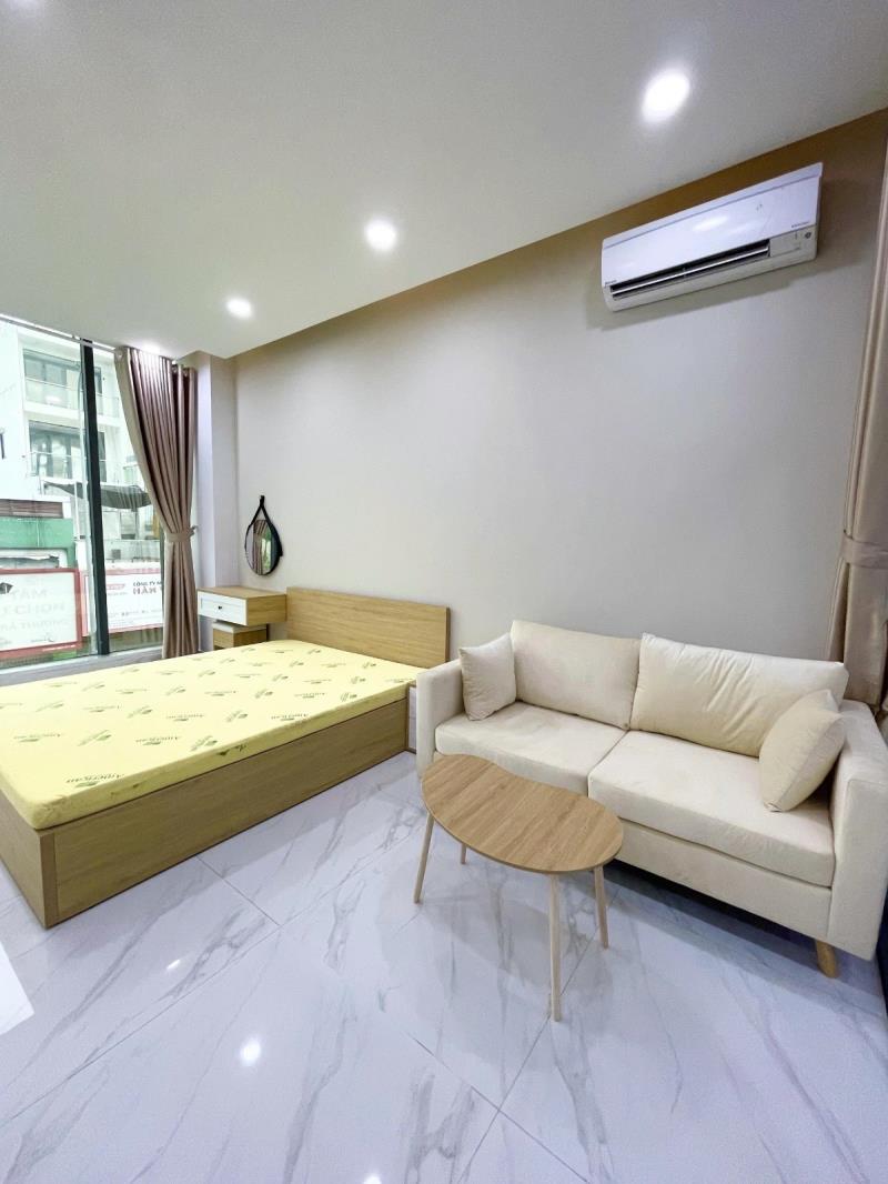 Căn hộ ban công full nội thất, rộng rãi, thoáng mát, phù hợp cho gia đình, nhóm bạn khu vực tân bình, tiện đường sang tân phú, gần sân bay tân sơn nhất, công viên hoàng văn thụ,… - 4