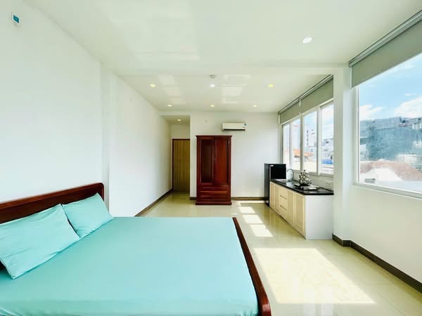 Studio bancon full tiện nghi tại đường d1 gần metro tân cảng, đh gtvt - 4