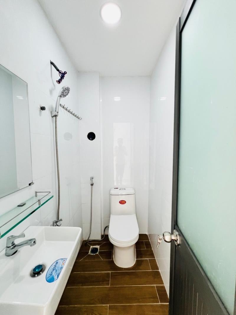 Bán nhà mới 34m2 mặt tiền | đường 8m | trung tâm q8 | nhỉnh 4 tỷ - 4