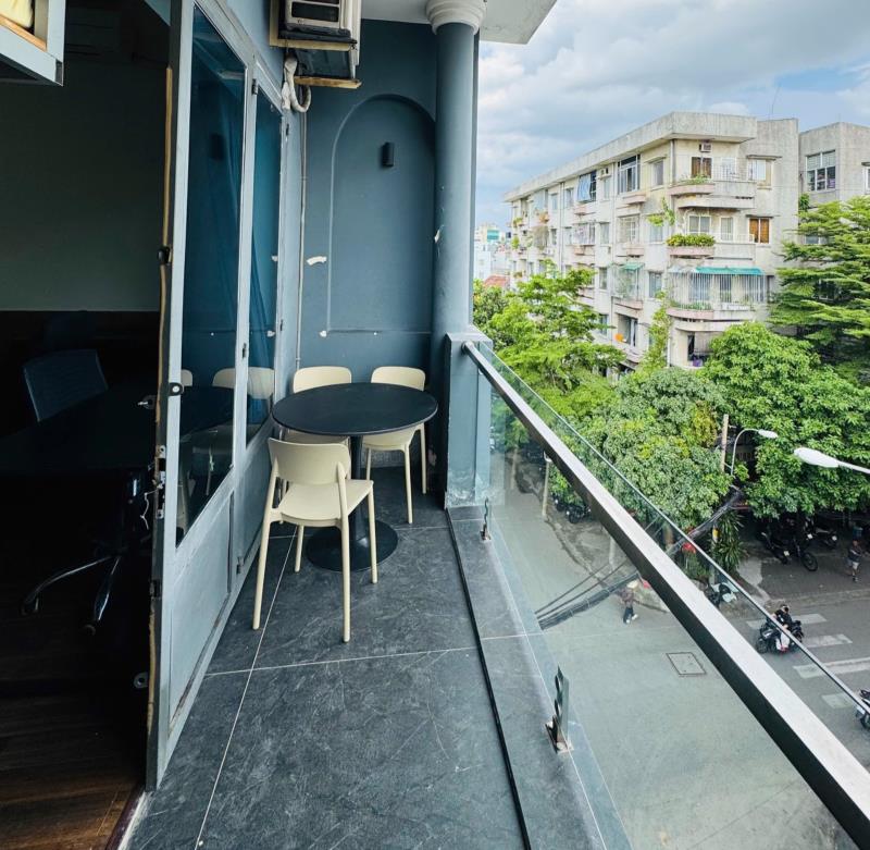 Cho thuê căn hộ duplex, ban công lớn đường vạn kiếp tiện di chuyển hoàng sa, trường sa, quận 1, quận 3, quận 10 - 2