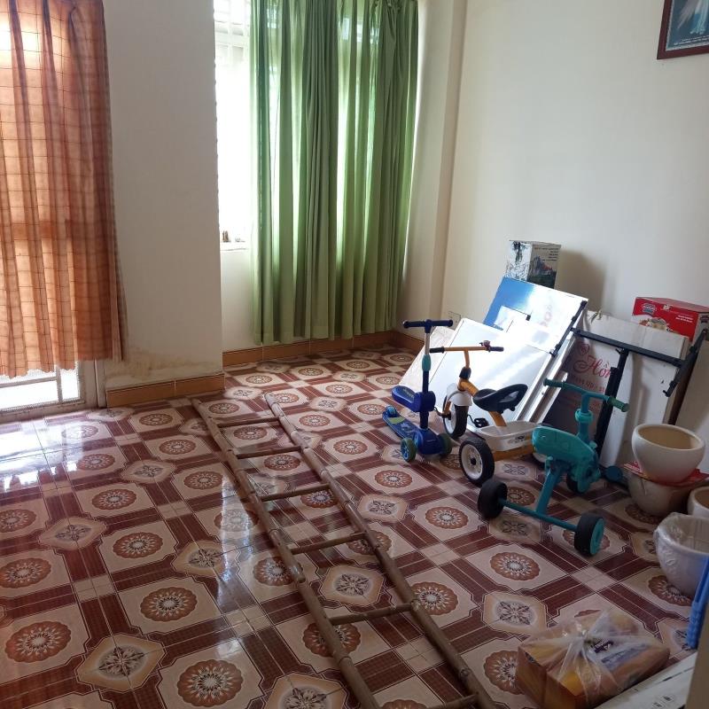 Nhà bán 3 tầng 56m2, hẽm xe hơi sổ hồng riewng - 2