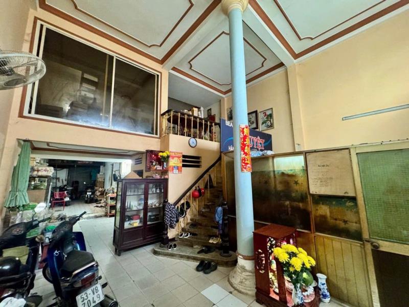 Bán nhà 4 tầng 6,5 x 26 mặt tiền lý thường kiệt, gần chợ gò vấp - 3