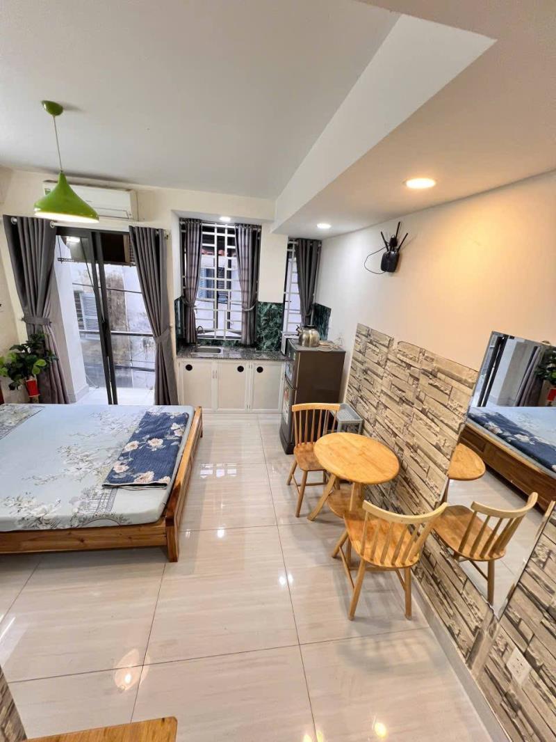 Cho thuê căn hộ tại nguyễn khuyến, bình thạnh – đầy đủ nội thất, cửa sổ lớn thoáng, gần ftu, hutech, uth, uef - 2