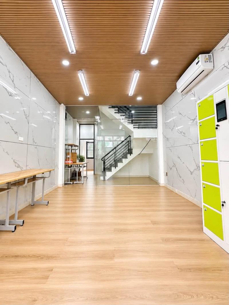 Tầm nhỉnh 8 – nhà mới 4 tầng – 6pn – xh đỗ cửa ngay aeon mall - 4