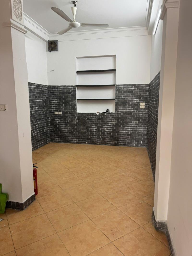 Cho thuê nhà mặt đường 19/5, tiện kinh doanh, văn quán 35m2 x 5 tầng - 2