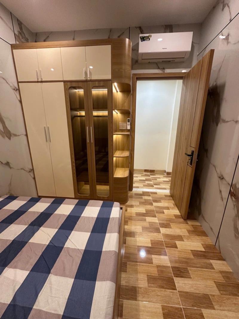 Bán nhà mặt tiền thạnh lộc 72m ngang 5m- 2 tầng - nhà mới nội thất cao cấp - chỉ 5.x tỉ - 2