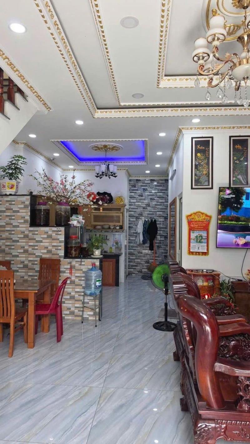 Bán nhà dĩ an hoàn công hiếm trong phân khúc - 67m2 2 tầng 3pn 2wc - 2