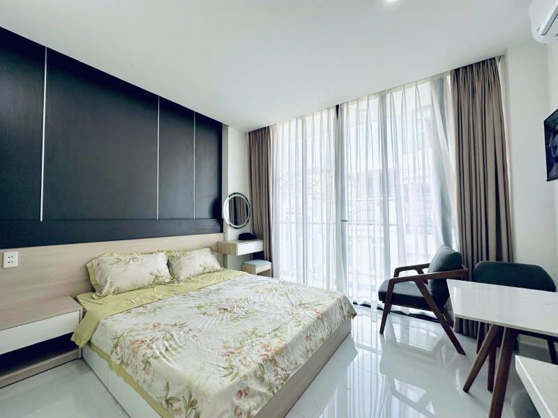 Siêu phẩm phòng mới có ban công siêu rộng – hoàng hoa thám chỉ 7tr  - 4