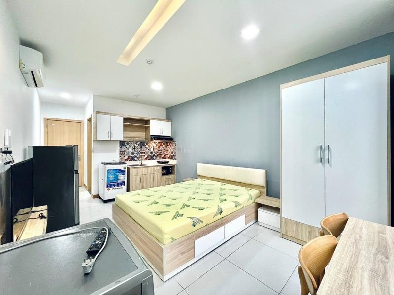 Cho thuê căn hộ bình thạnh gần ngã tư hàng xanh, full nội thất, cửa sổ lớn siêu thoáng, thang máy tiện đi q1 - 3
