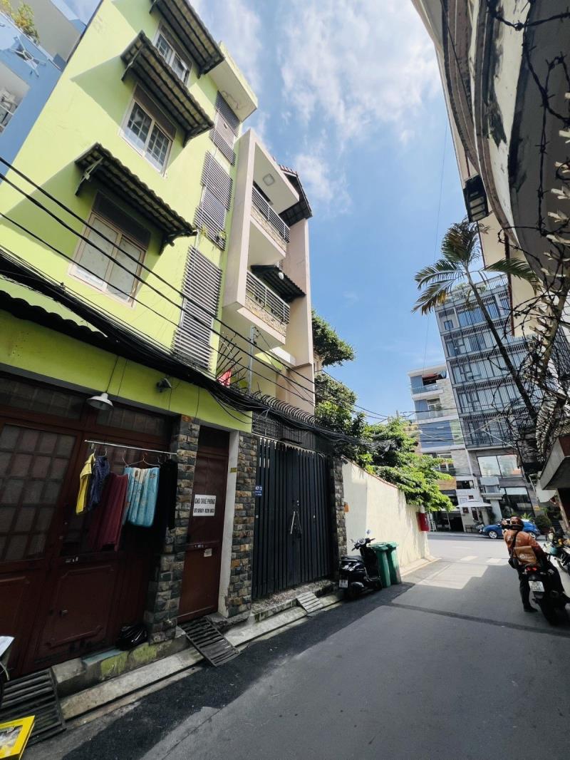 Nhà c4 ngay nhà ga t3,hxh 6m thông,82m2, sổ vuông.tiện xây ở hoặc chdv. - 2