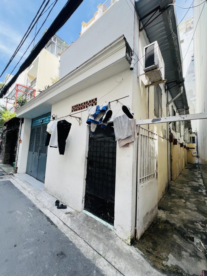 Nhà c4 ngay nhà ga t3,hxh 6m thông,82m2, sổ vuông.tiện xây ở hoặc chdv. - 3