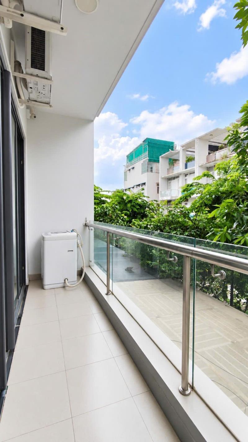 Khai trương căn hộ 2pn ban công - 2 máy lạnh - 2 tủ đồ - 2 giường nệm - máy giặt riêng - ngay đại học văn lang - 4