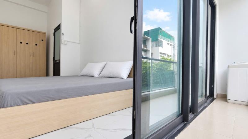 Khai trương căn hộ 2pn ban công - 2 máy lạnh - 2 tủ đồ - 2 giường nệm - máy giặt riêng - ngay đại học văn lang - 3
